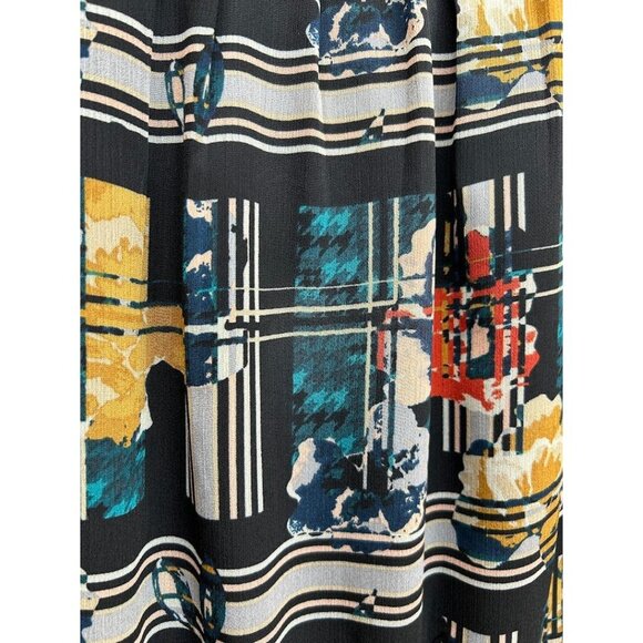 Christopher & Banks Women's Petite Blouse Abstract Print P/M - Picture 8 of 8